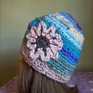 Crochet flower Beanie soft thick acrylic yarn new